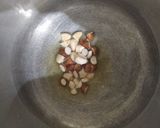 खोबरं रव्याची खीर (rawa khobraychi kheer recipe in marathi) रेसिपी स्टेप 1 फोटो