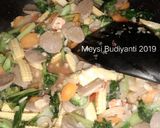 Foto langkah ke 8 dari resep Cap Cay Goreng.
