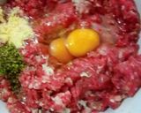 A picture of step 2 of Grilled Paty-Chori Burgers.
