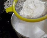 A picture of step 4 of Easy Cornstarch Cake.