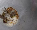 A picture of step 2 of Veg vermicelli.