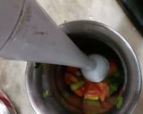 A picture of step 2 of Dhaniya chutney.