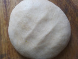 કરારી રૂમાલી રોટી (Karari Rumali Roti Recipe in Gujarati)