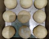 Foto langkah ke 3 dari resep Roti Sobek Isi Pisang Sourdough.
