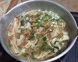 Foto langkah ke 6 dari resep Sup Dada Ayam Kulit Tahu.