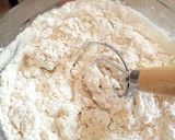 Foto langkah ke 3 dari resep Turkish Acma Bread.