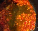 Foto del paso 2 de la receta: Pollo en salsa