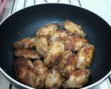 Foto langkah ke 3 dari resep Sayap Ayam Panggang Pedas Teflon.