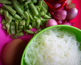 Foto langkah ke 1 dari resep Bihun Goreng Buncis.