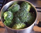 Foto del paso 1 de la receta Puré de patatas, nabos y brócoli a la mantequilla