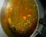 A picture of step 8 of Matar paneer.