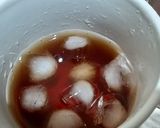 Foto langkah ke 2 dari resep Yakult Tea.