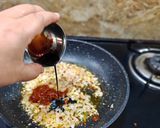 A picture of step 4 of Chilli Garlic Maggi.