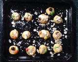 Foto langkah ke 4 dari resep Vanilla Cookies.