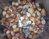 A picture of step 2 of Coconut & Peanut Chutney.