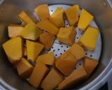 Foto langkah ke 1 dari resep Puding Labu Kuning Vla Coklat.