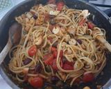 Foto del passaggio 6 della ricetta Linguine al sugo di polipo