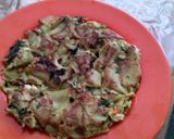 Foto langkah ke 5 dari resep Omelette Kentang Spesial (rasa istimewa dan langsung berhasil).