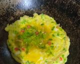 Foto langkah ke 4 dari resep Telur dadar sederhan.