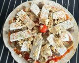 Foto del paso 2 de la receta: 🌱 Pizza pero con tortilla. Champiñones, cebolla, tofu y queso vegano 🌱