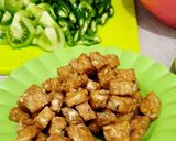 Foto langkah ke 2 dari resep Oseng Kerang Cabe Hijau.