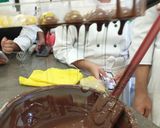 Foto del paso 5 de la receta: Bombones de chocolate con relleno de chile habanero 🍫