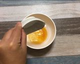 Foto langkah ke 2 dari resep Dashimaki Tamago (Japanese).