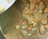 A picture of step 2 of Garlic soup.