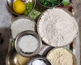 મેથી ના મુઠીયા (Methi na muthiya recipe in gujarati) રેસીપી સ્ટેપ1ફોટો