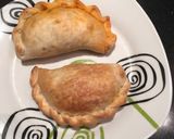 Foto del paso 4 de la receta: Empanadas criollas como la de mi abu