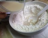 Hình bước làm 1 của món Pizza khi bếp vắng lò