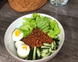 Gambar langkah 3 resipi Salad Telur Kuah Pecal.