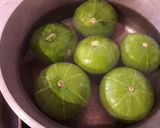 Foto del paso 1 de la receta: Zapallitos rellenos vegetarianos