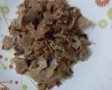 A picture of step 3 of Crispy sweet roti.