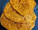 A picture of step 3 of Masala Paratha.