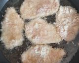 Kefírben pácolt pankómorzsás rántott csirkemellfilé 🥀🌺⚘ recept fázis 3 fotója