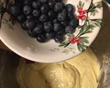 Foto del passaggio 4 della ricetta Plumcake ai frutti di bosco