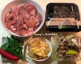 A picture of step 1 of Three Cup Chicken Rice / Rice Cooker Recipe.