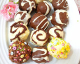 A picture of step 10 of Choco dates balls.
