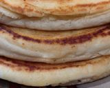 A picture of step 3 of Pancakes.