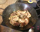 Foto del paso 2 de la receta: Arroz caldoso con conejo y un toque andalusi