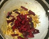 A picture of step 3 of Srilankan Beeroot Curry.