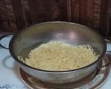 A picture of step 1 of Spegatti #CookpadRamadan #Cookpadiftari.