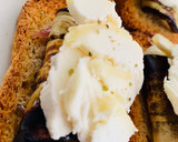 Foto del paso 3 de la receta: Berenjena con jamón sobre tosta con queso de cabra