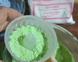 Foto langkah ke 4 dari resep Kue Putu Dua Warna dengan Cetakan (Pandan Telang).