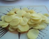 Foto del paso 3 de la receta Merluza con cien hojas de patata
