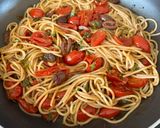 Φωτογραφία βήματος 4 της συνταγής Σπαγγέτι ολικής με ντοματίνια και ελιές