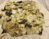 A picture of step 3 of Pesto, aubergine and mozzarella pie.