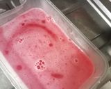 Foto langkah ke 2 dari resep Stroberi Sagu Matcha Creamy.