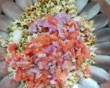 A picture of step 2 of Maggi chatpati bhel.
